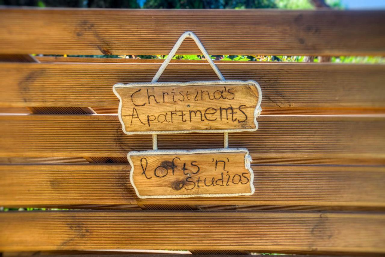 Apartamento Christinas Lofts Ágios Matthaíos Exterior foto
